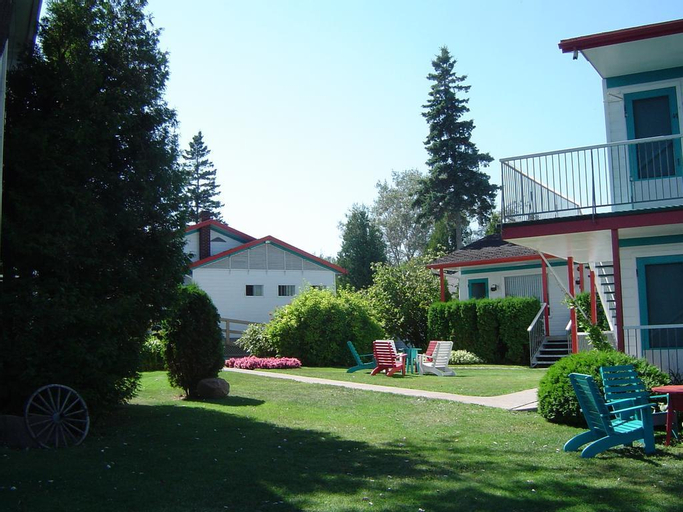 Exterior & Views 2, La Roche Pleureuse, Charlevoix