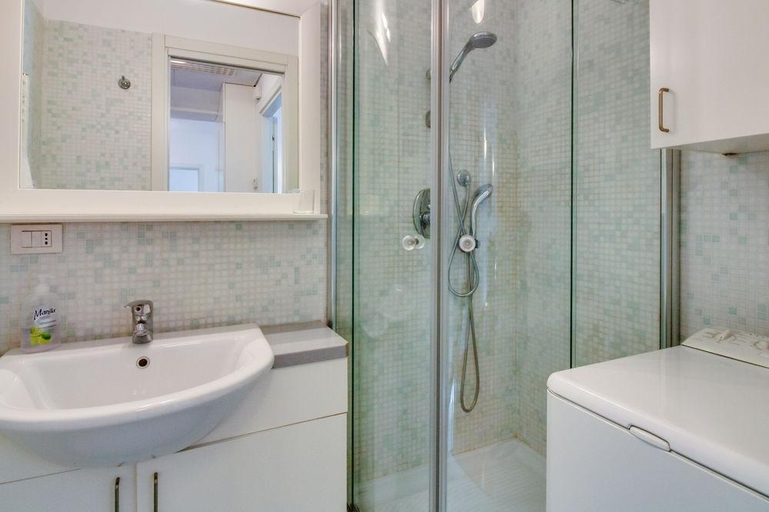 Bathroom 4, Hotel La Calcina, Venezia