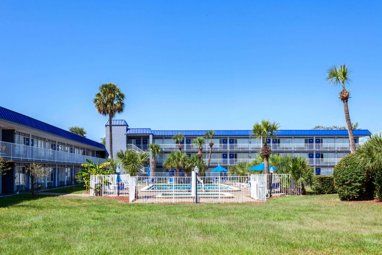 Days Inn by Wyndham Orlando Downtown, Orange