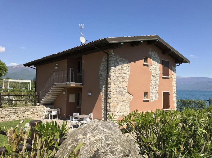 Exterior & Views 2, Residence Onda Blu Resort, Brescia