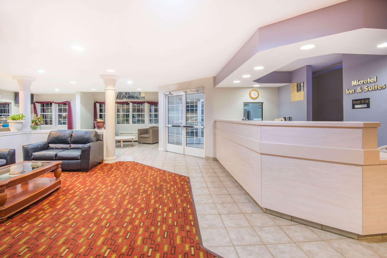 Public Area 3, Microtel Inn & Suites by Wyndham Claremore, Rogers