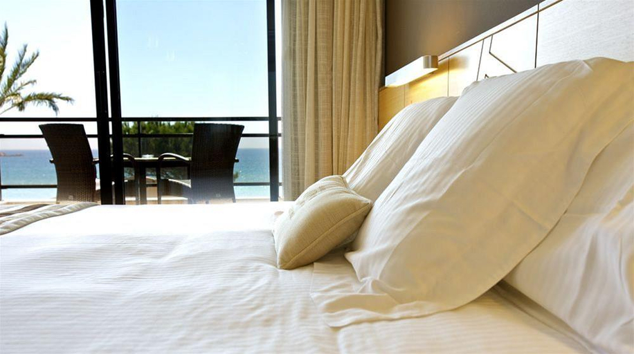 Bedroom 2, Hotel Restaurant Sant Pol, Girona