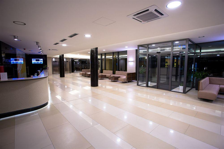 Public Area 3, Pivovar, Praha 9
