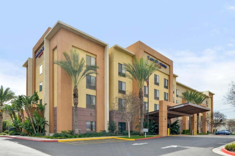 Exterior & Views 2, Springhill Suites Corona Riverside, Riverside