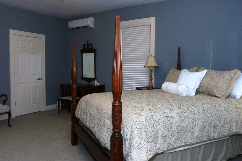 Exterior & Views 1, DeBary Inn, Union