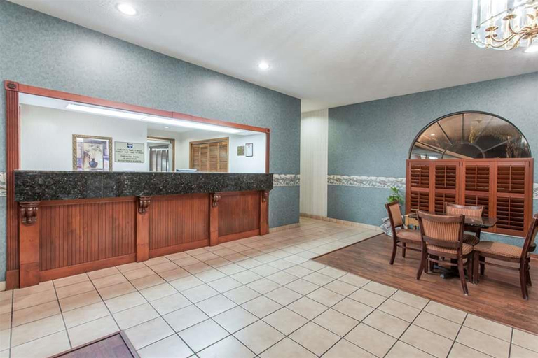 Public Area 2, Knights Inn Arcadia, Desoto