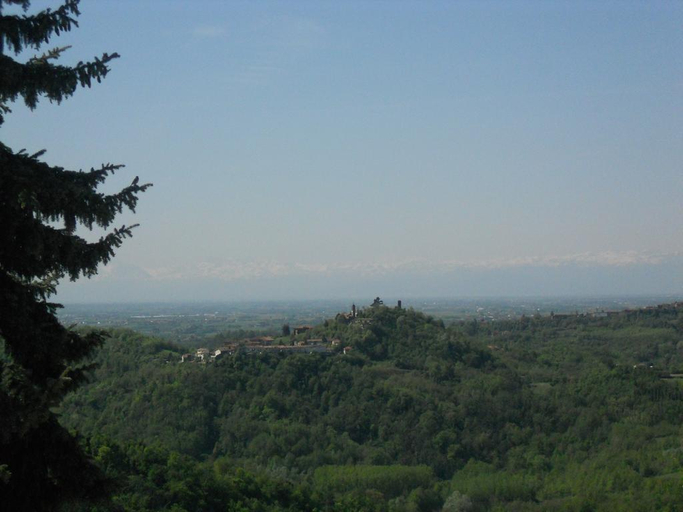 Exterior & Views 2, Martelletti, Asti