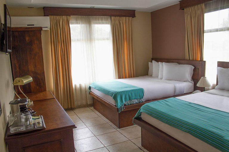 Bedroom 3, La Riviera, Belén