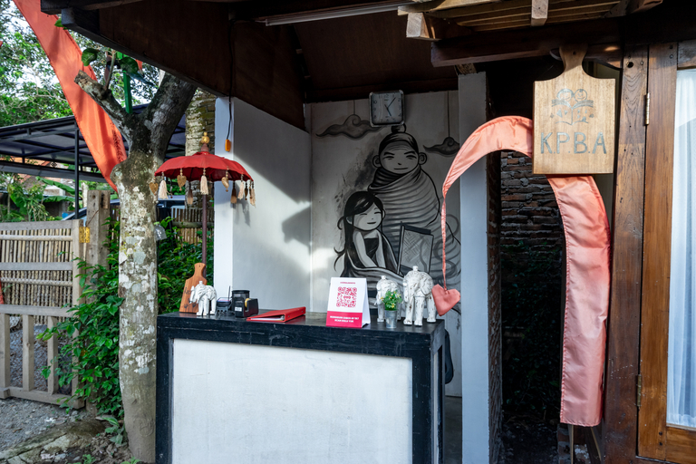 Public Area 2, OYO 2393 Omahe Nawung, Magelang
