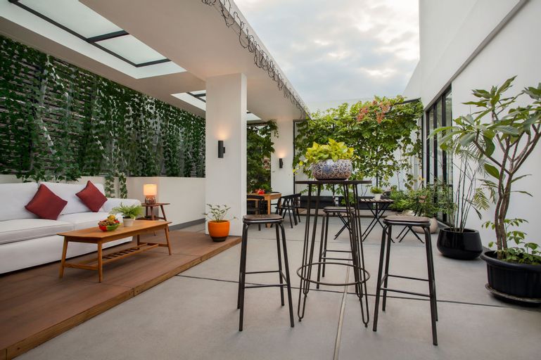 White Tree Residence, Jakarta Selatan