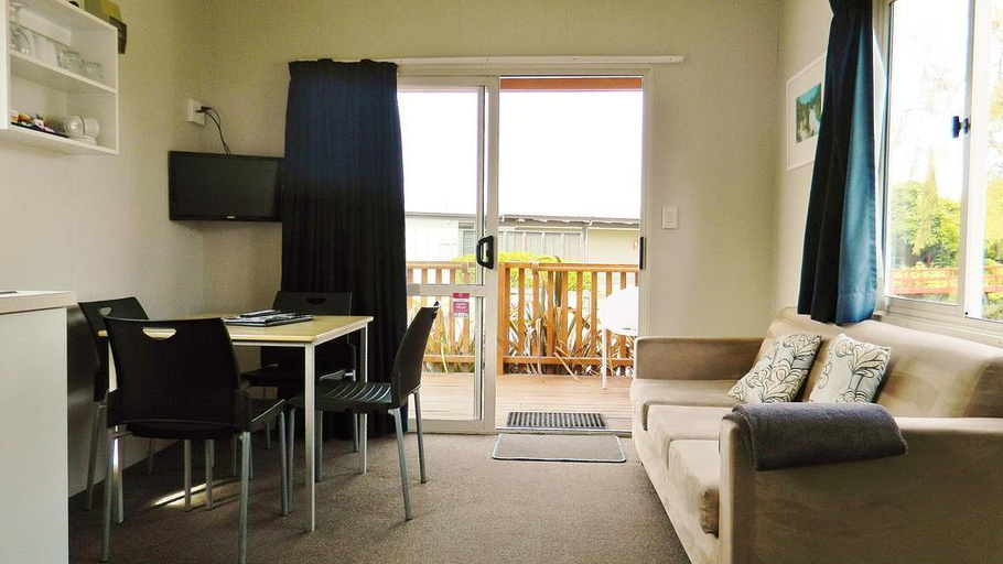 Exterior & Views 2, Taupo DeBretts Spa Resort, Taupo