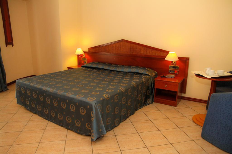 Bedroom 3, Assinos Palace, Messina