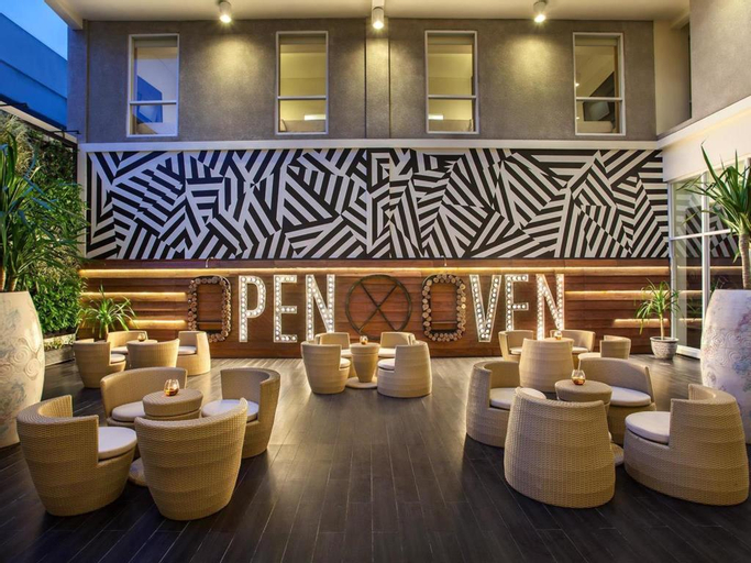 Public Area 5, MaxOneHotels at Tidar Surabaya, Surabaya