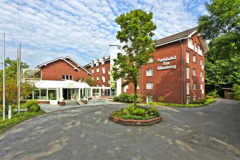 Exterior & Views 2, Parkhotel Am Glienberg by Fairway Hotels, Vorpommern-Greifswald