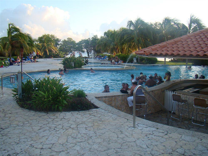 Sea Breeze Hotel,