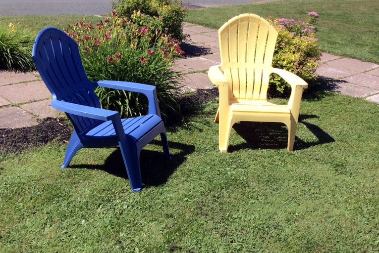 Others 5, Tara Inn, Pictou