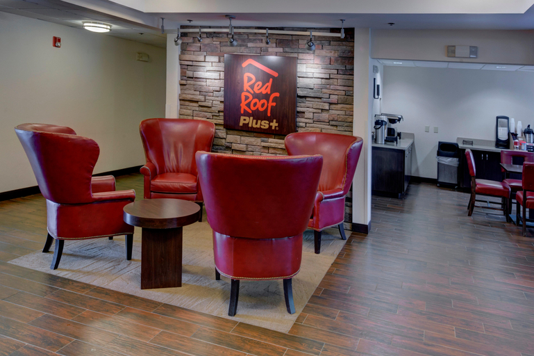 Public Area 5, Red Roof PLUS+ Raleigh Downtown – NCSU/Conv Center, Wake