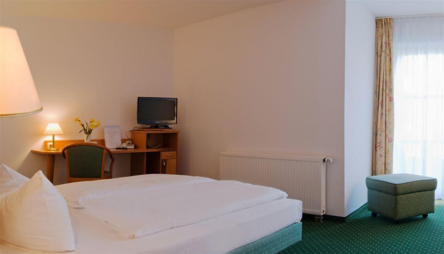 Bedroom 1, Inselhotel Poel, Nordwestmecklenburg