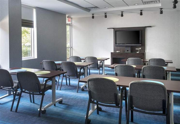 Public Area 2, Aloft Nashville-Cool Springs, Williamson