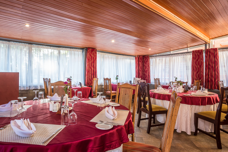 Food & Drinks 5, Brickwood Suites, Westlands