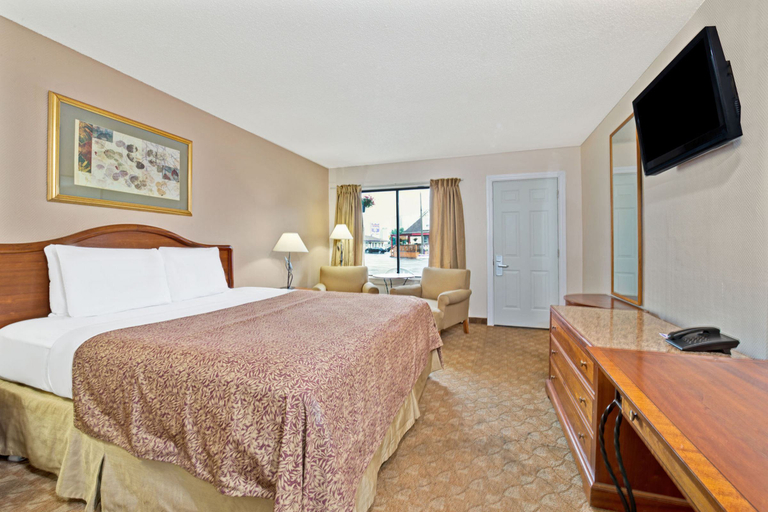 Bedroom 4, Falls Lodge by the Falls, Niagara