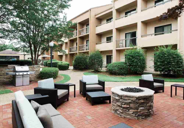 Public Area 4, HOTEL PRESTON by IHG, Montgomery
