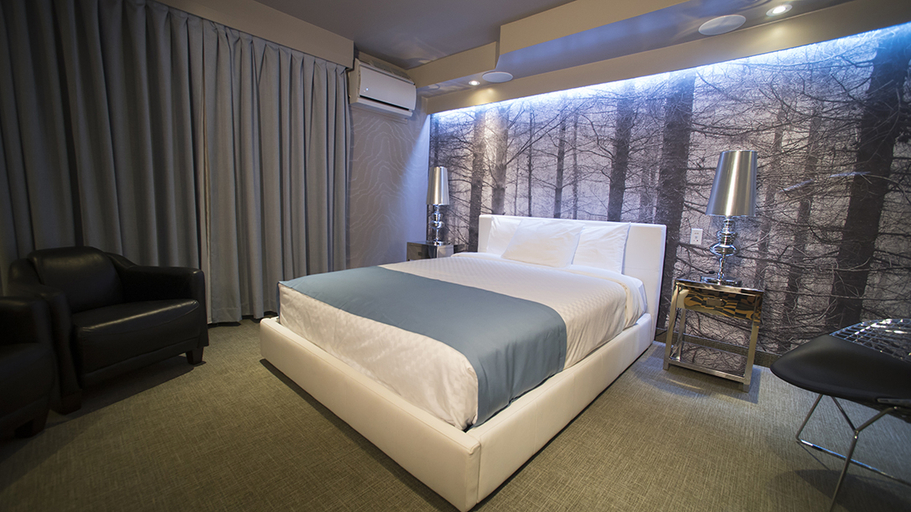 Bedroom 3, Hotel Le Rivage, Laval