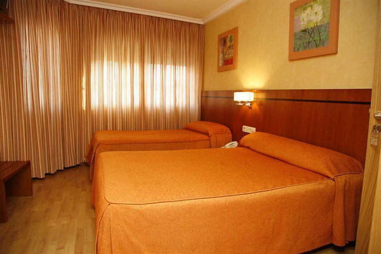 Bedroom 5, HHB Pontevedra Confort, Pontevedra