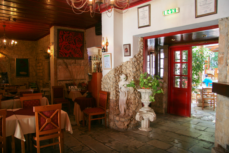 Public Area, Kiniras Traditional House