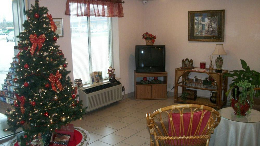 Public Area 2, Budget Host Westgate Inn, Laurel