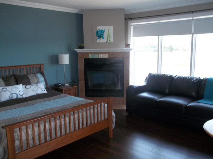 Bedroom 3, Auberge du Lac des Sables, Les Laurentides