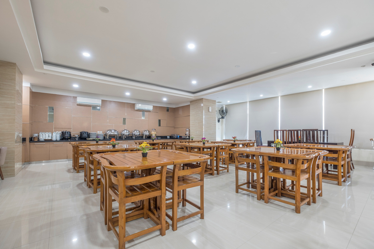 Food & Drinks 5, OYO 1114 Hotel Denpasar Makassar, Makassar