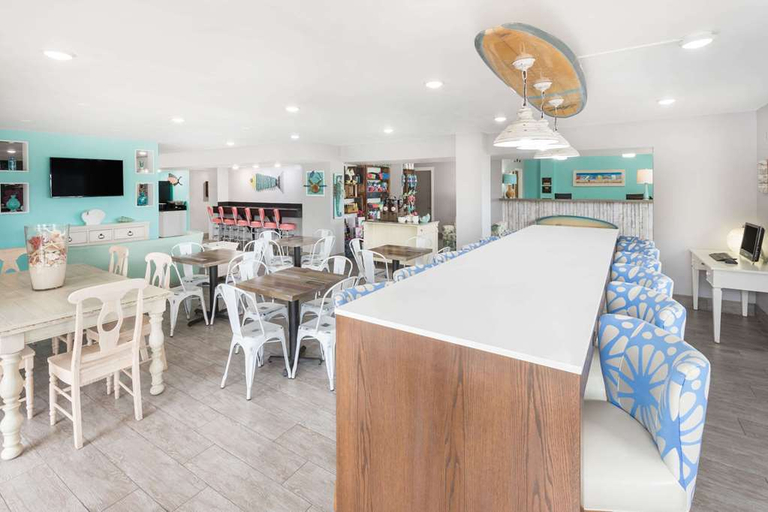 Public Area 3, Surf & Sand Hotel, Escambia