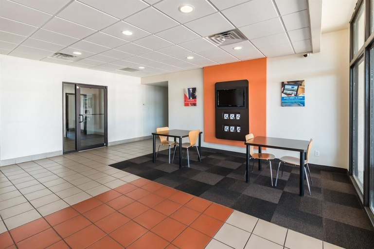 Public Area 2, Motel 6 Stephenville, TX, Erath
