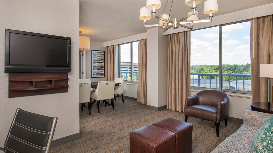 Bedroom 3, Sheraton Suites Chicago Elk Grove, Cook