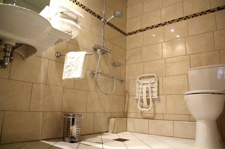 Bathroom 4, Hotel Menton Riviera, Alpes-Maritimes