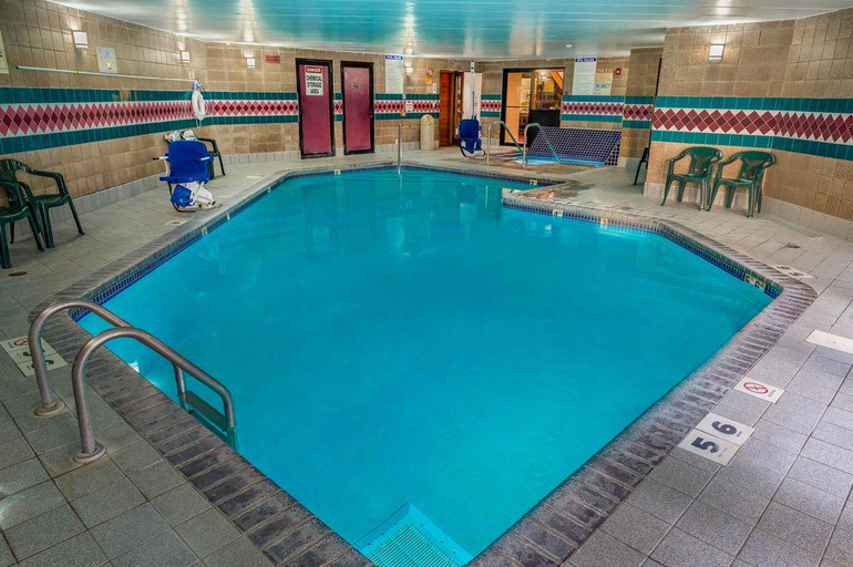 Sport & Beauty 5, Prime Rate Motel, Dakota