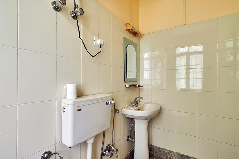 Bathroom 1, Hotel Tibet Gallery, East Sikkim