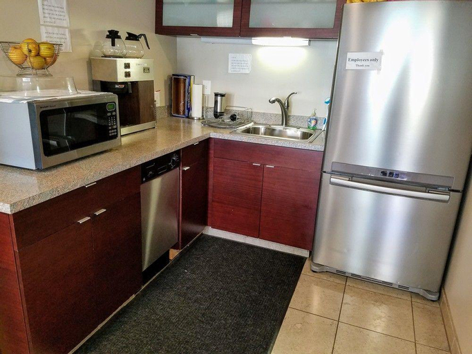 Aladdin Inn & Suites, Multnomah