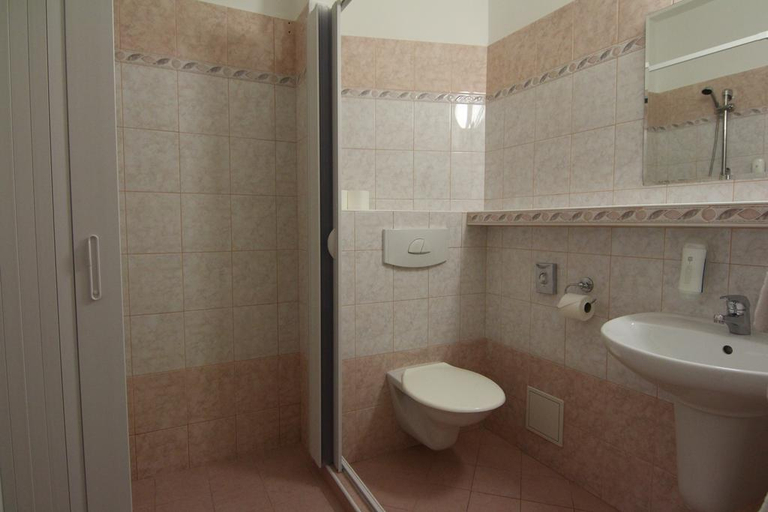 Bathroom, Old Prague, Praha 1