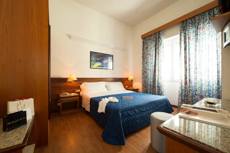 Bedroom 3, Giulia Hotel, Lucca