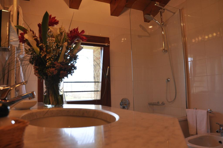 Bathroom, Asolo Golf Club, Treviso