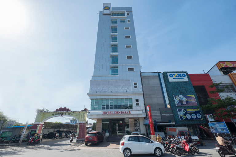 Exterior & Views 1, OYO 1114 Hotel Denpasar Makassar, Makassar