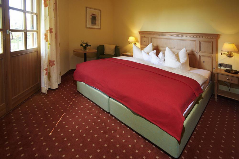 Bedroom 4, Oberwirt, Traunstein