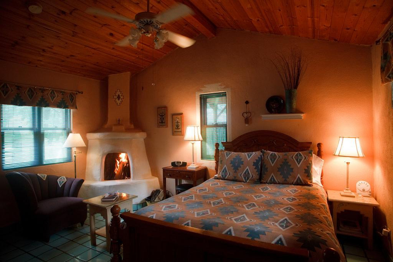 Bedroom 3, Dreamcatcher B&B, Taos