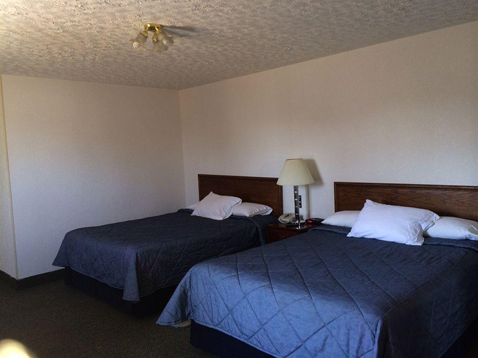 Bedroom 3, Falls Inn & Suites, Niagara