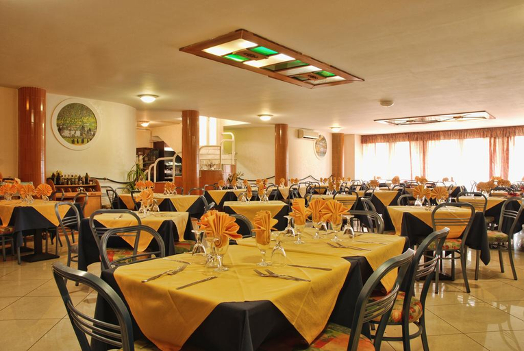 Food & Drinks 5, Hotel Scacciapensieri, Rome