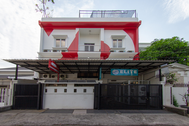 Exterior & Views 1, OYO 657 Elite Residence Near Central Park Mall TOS, West Jakarta
