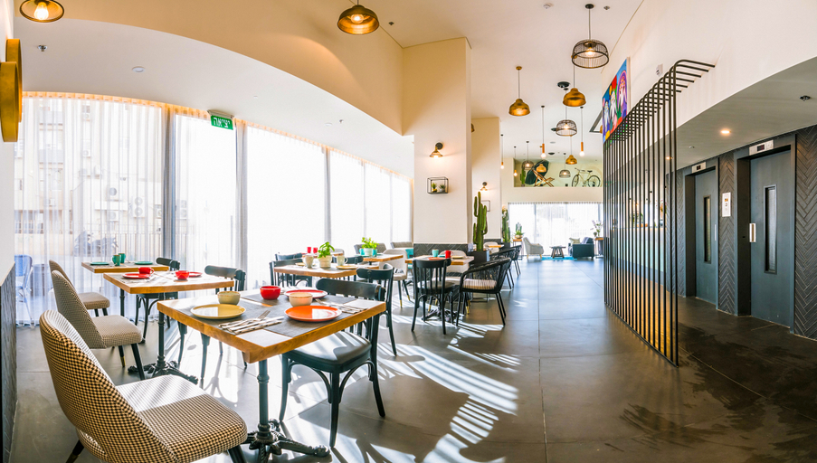 Food & Drinks 3, Armon Yam
