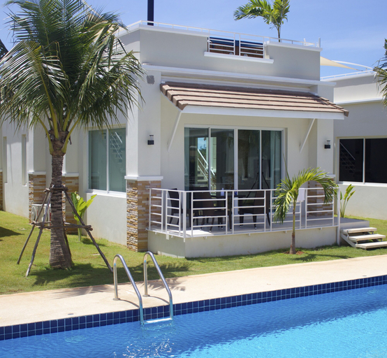 Oriental Beach Pearl Resort, K. Sam Roi Yot